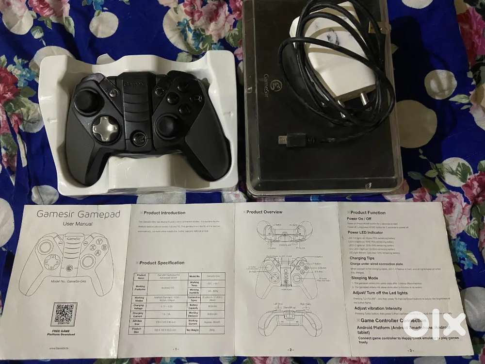Mobile bluetooth controller gamepad