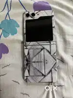 Z flip 5 on sale.