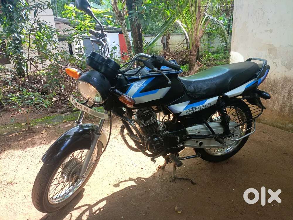 BAJAJ CT 100