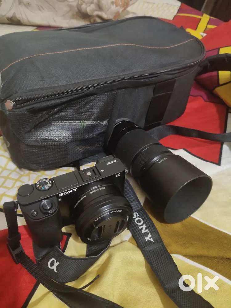 Sony a6000,2 lense, 2 battery, low shutter