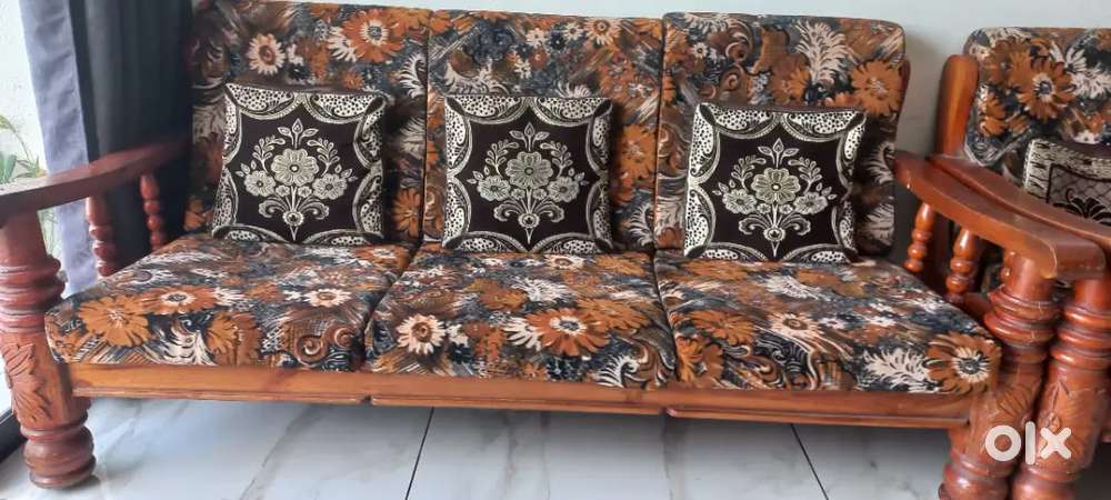 3+2 seating sofa