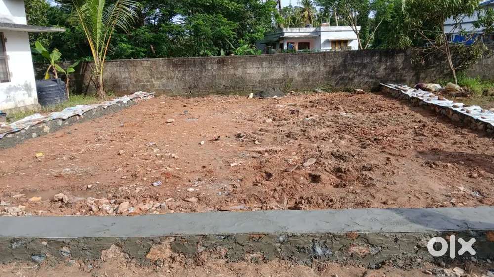 2.5 cent land for sale in puthiyakavu