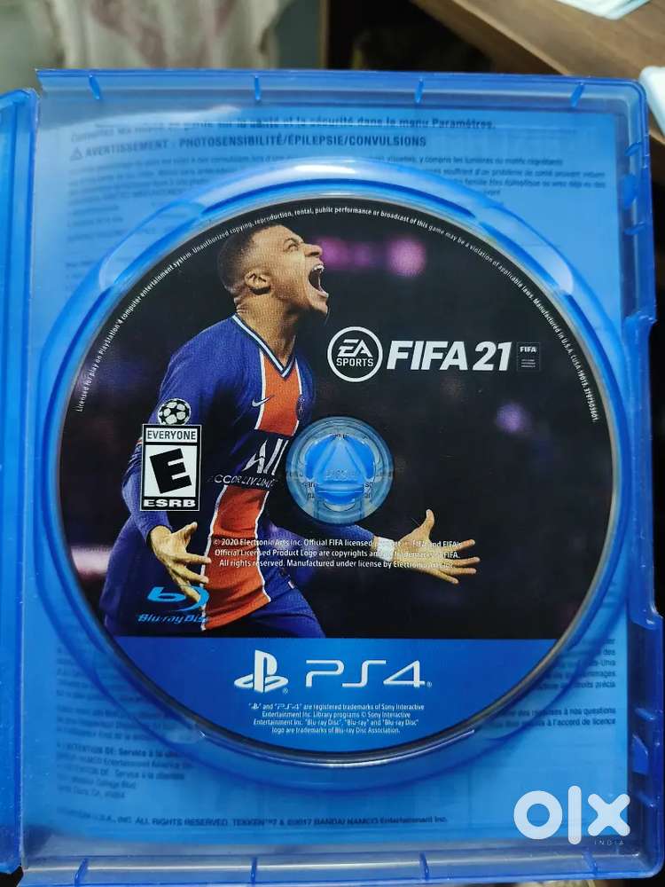 FIFA 21 ps4 cd
