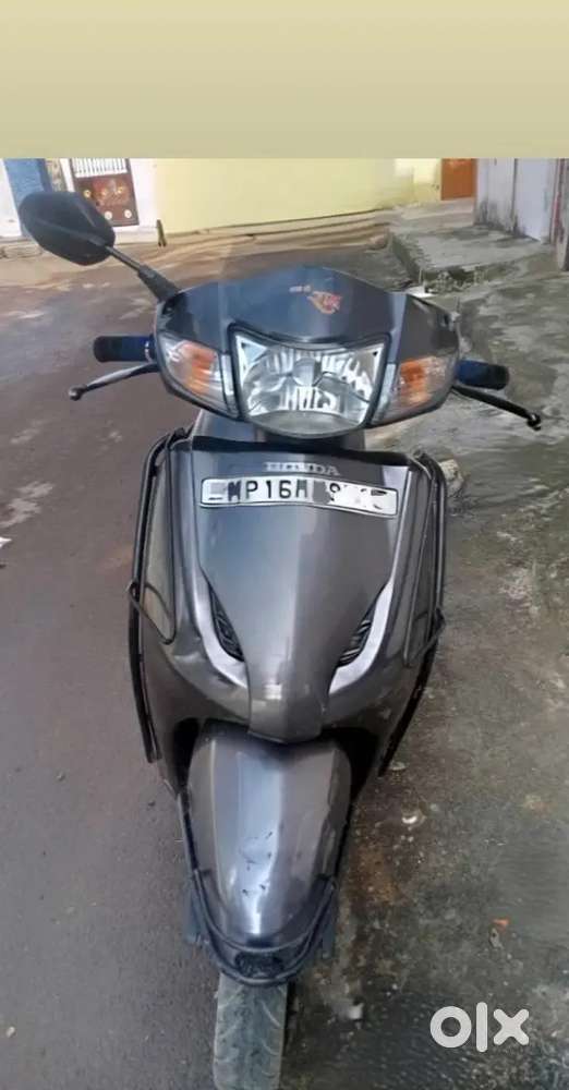 A1 कंडीशन ( दो गाड़ी होने के कारण बेचना है)