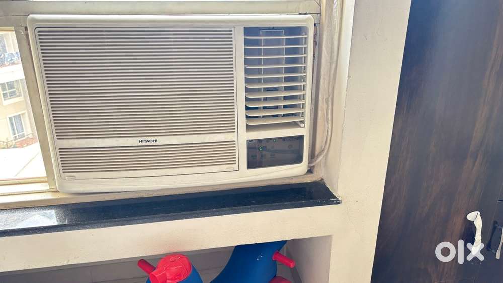 Hitachi Window AC