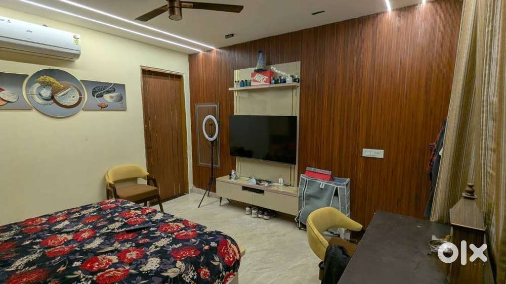 2 Male Flatmates Needed  Fully Furnished Room in U-block