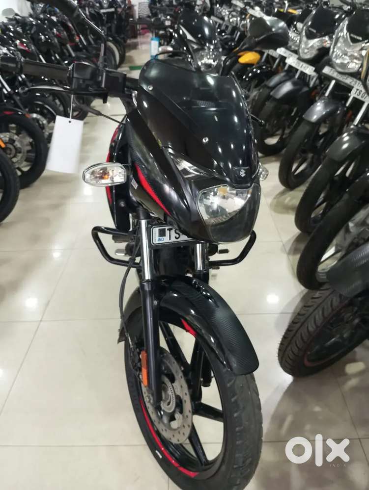 Pulsar black and red colour colour
