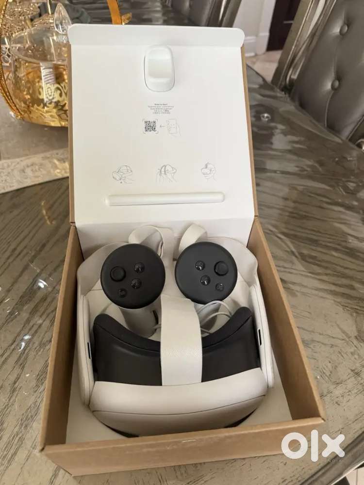 Meta Quest 3 128GB VR Headset - White