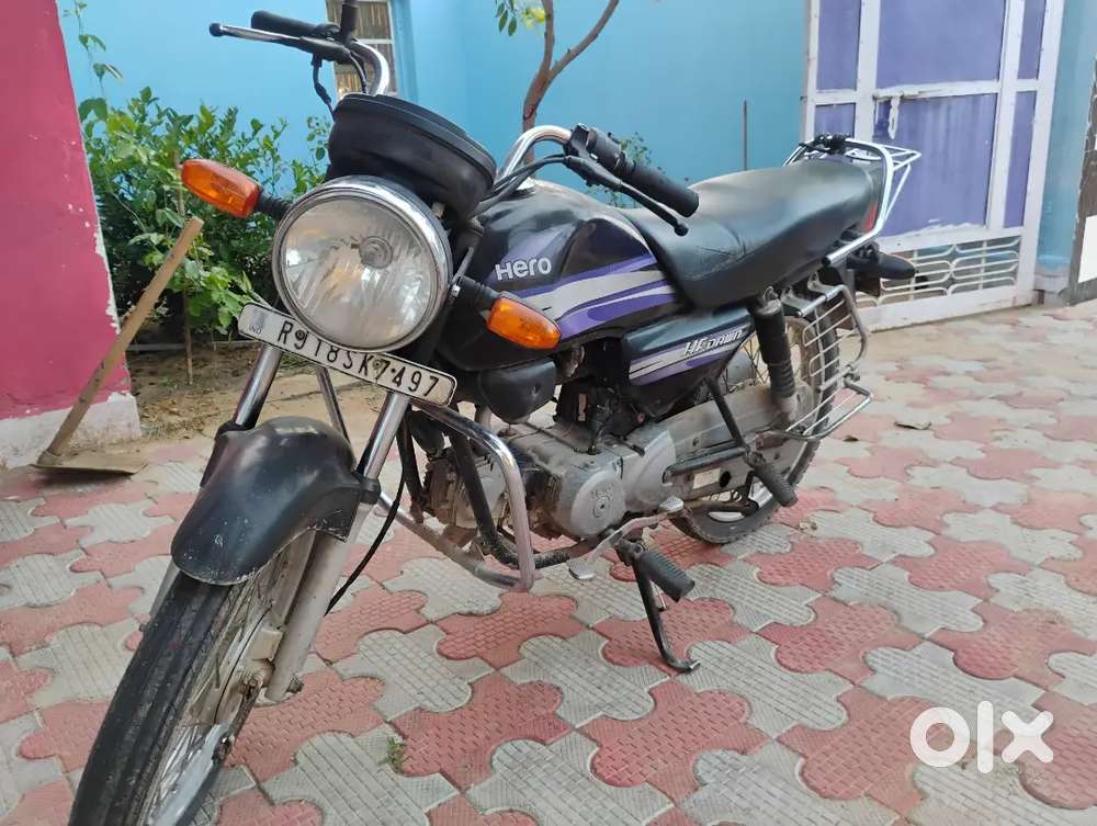 बहुत अच्छी कंडीशन में है इंजन बिलकुल नए जैसा है!!