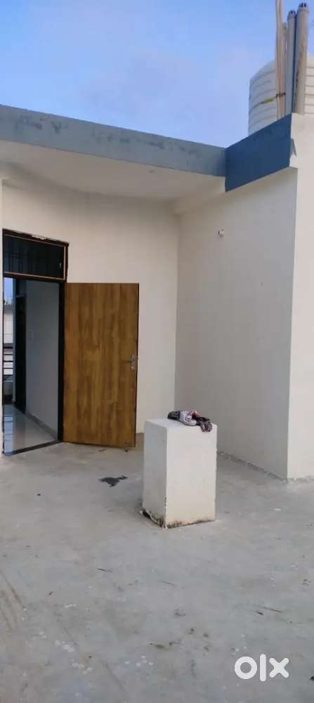 1 room independent set near shristi apartment kursi road