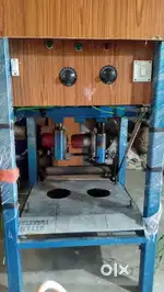 Paper plate making machine