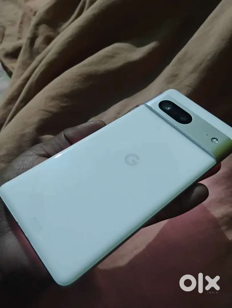 Pixel 7 128gb 5 month warranty left.