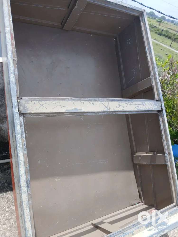Bad in good condition urgent sell