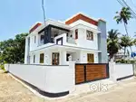 4Bedroom 4.500Cent 2000SQ Posh Villa In Koonammavu Junction Varapuzha