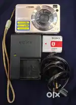 Sony Cyber-shot DCS-W120 Super Vintage camera in working condition