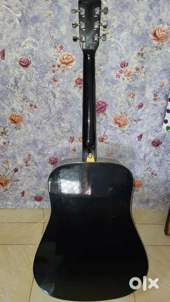 Guitar for sale