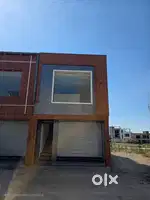Showroom cum office/ clinic