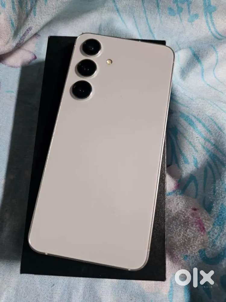 S24(128GB+8GB),1MNT USED,33000