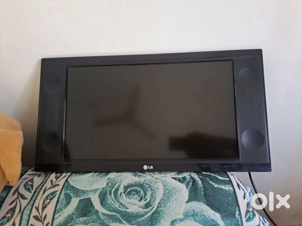 LG 24 inch
