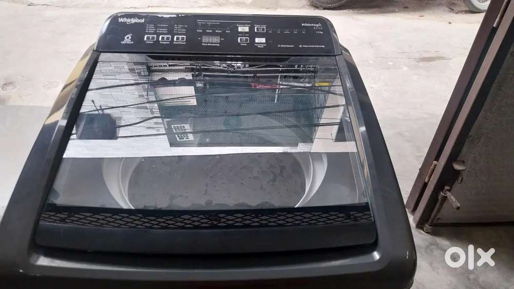 Whirlpool 7.5kg fully automatic washing machine 3 year bill available