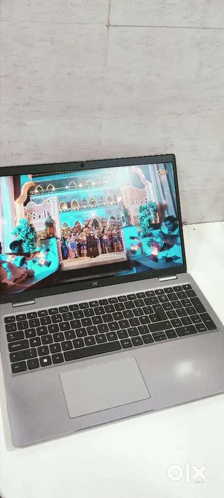 Dell 15 inch i5 11th Gen (16/512)