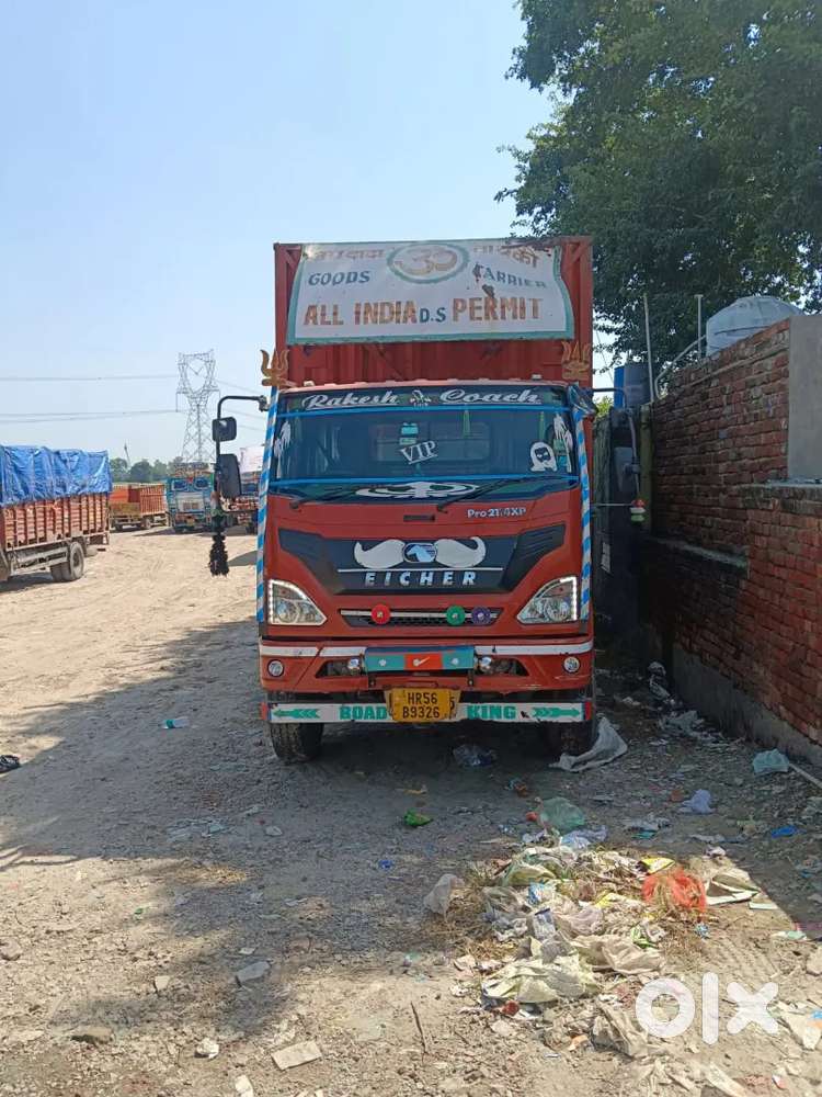 Eicher 2114 close Body, in good condition,new tyre, new paper,no
