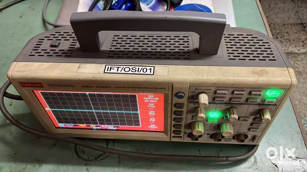 25 MHZ DIGITAL STORAGE OSCILLOSCOPE