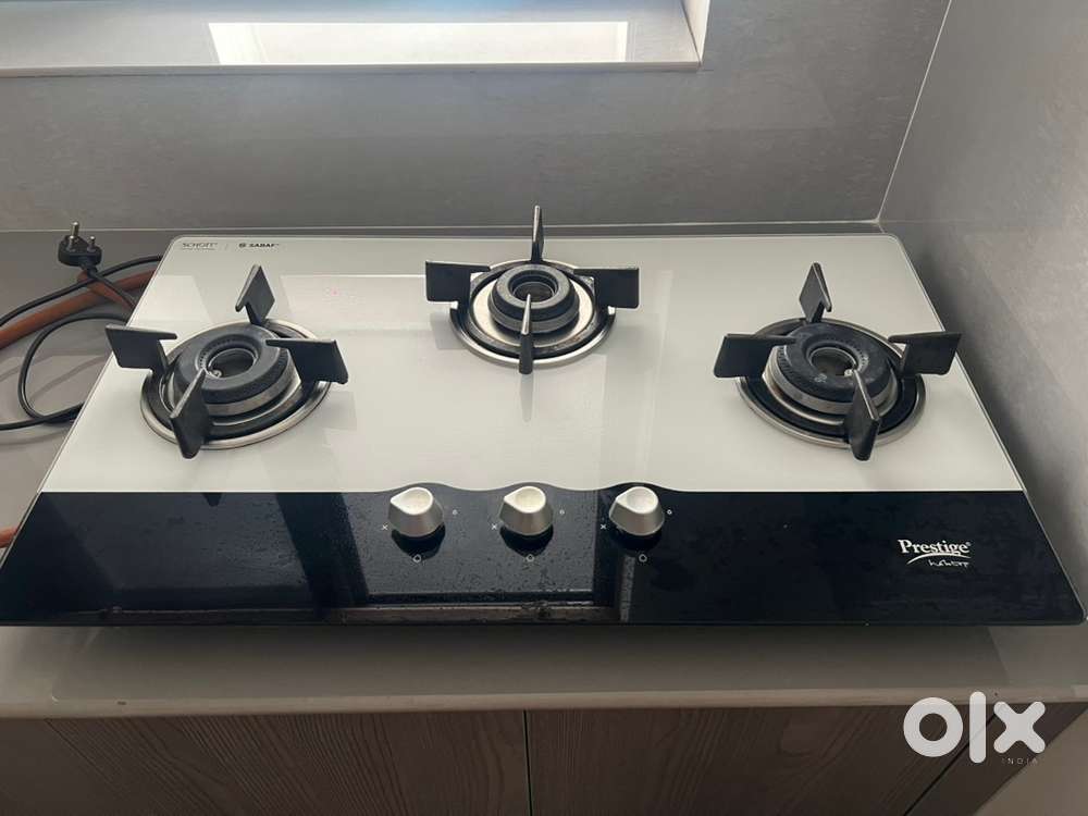 Prestige Hobtop 3-Burner Gas Stove – ₹5000 (Urgent Sale)