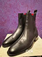 Brand New Cuban Chelsea Boots – Size 41
