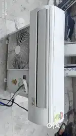 1.5 Ton Voltas 5-Star inverter Split AC Air Conditioner good condition