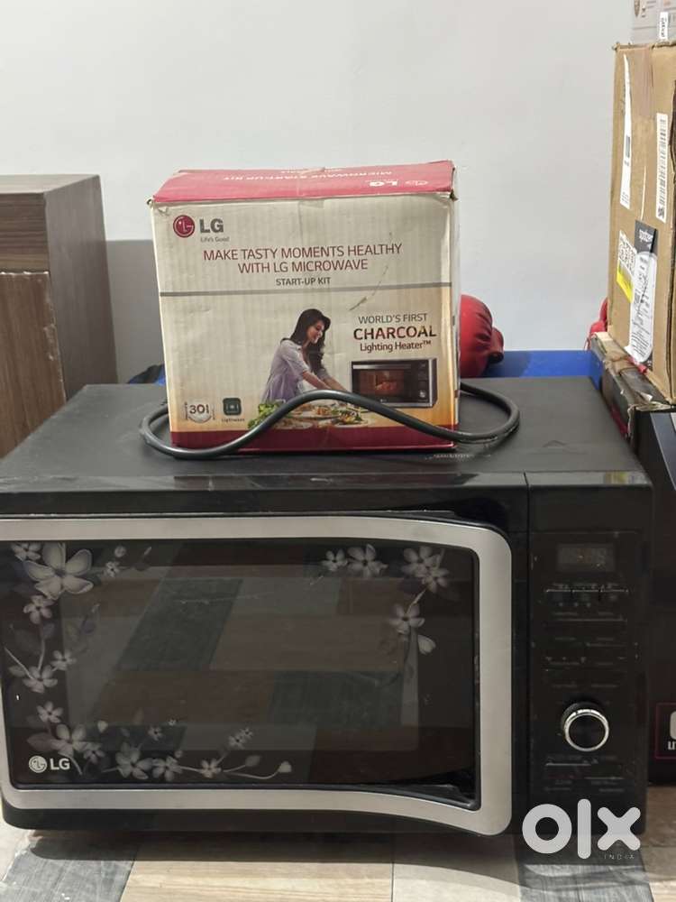 microwave oven