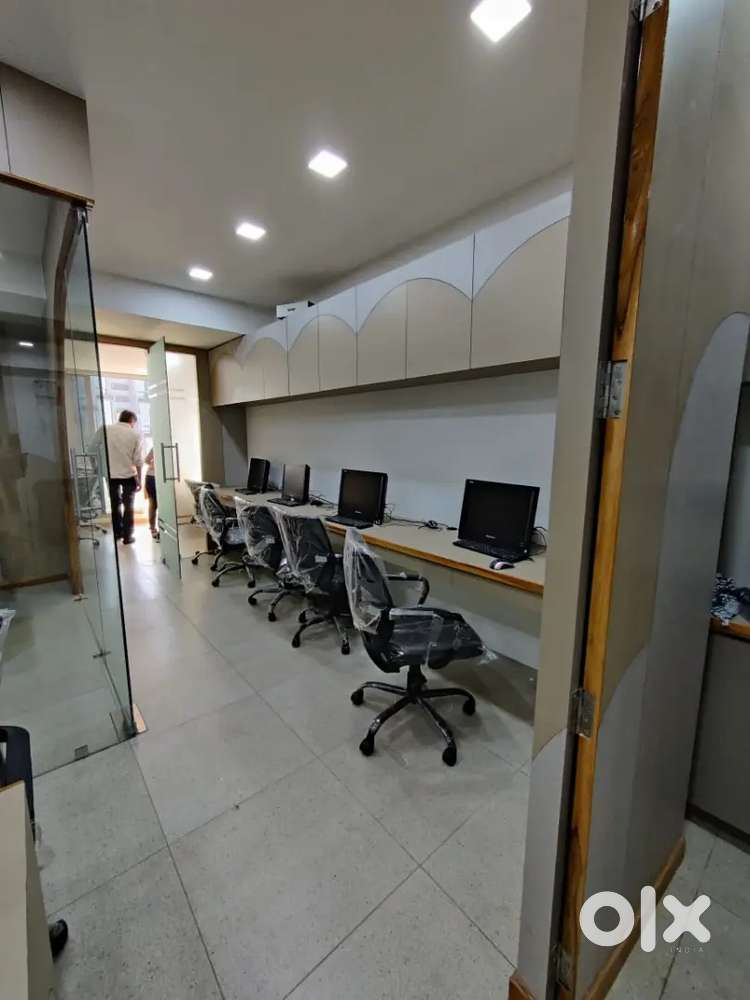 Office available for rent