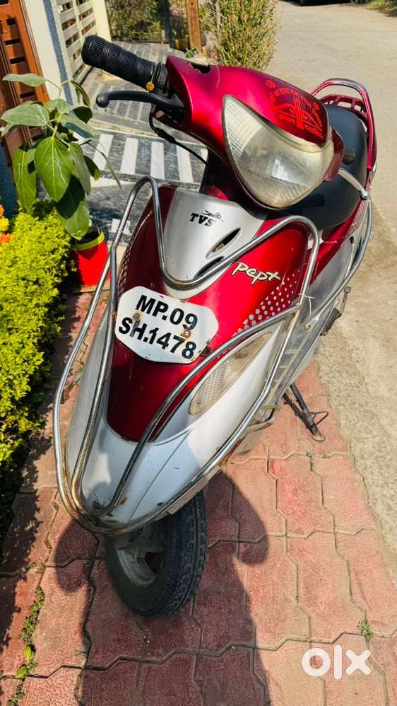 Good condition scooter which is running smoothly without any issue.