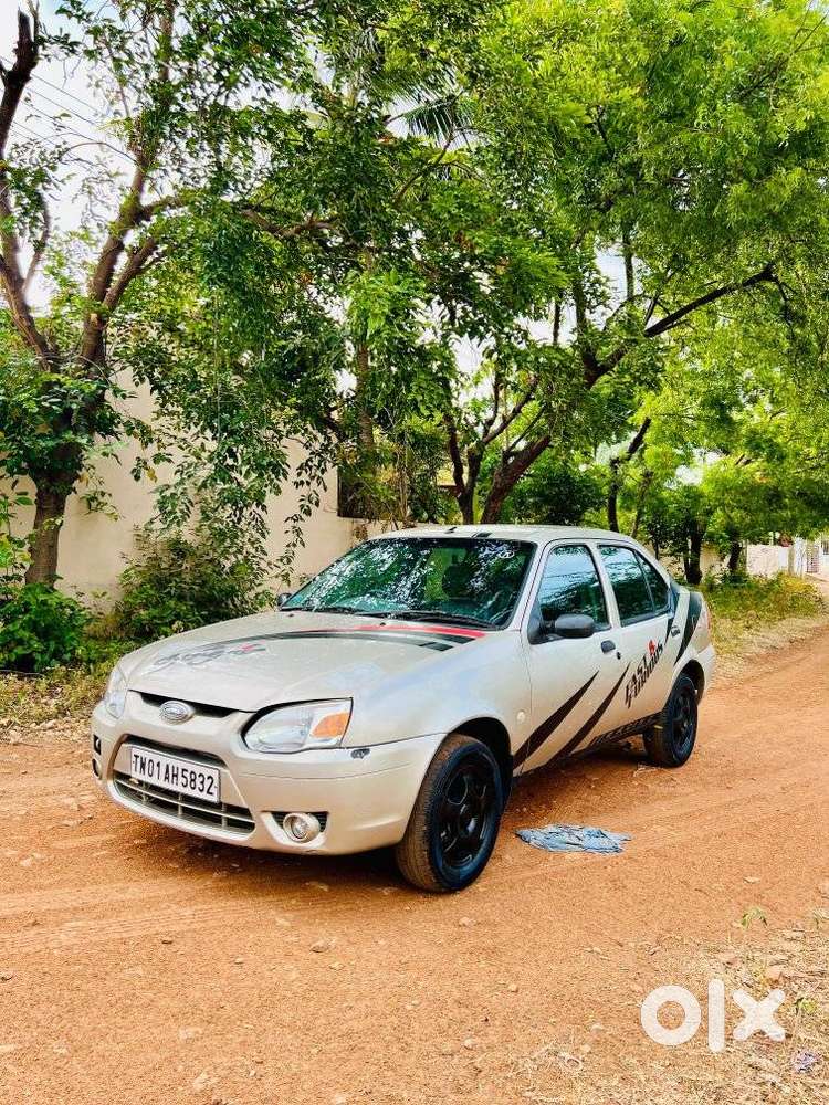 Ford Ikon 1.3 ROCAM, 2011, Petrol