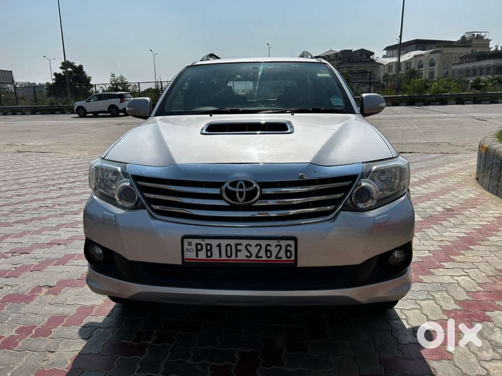 Toyota Fortuner 2014 Diesel 148000 Km Driven