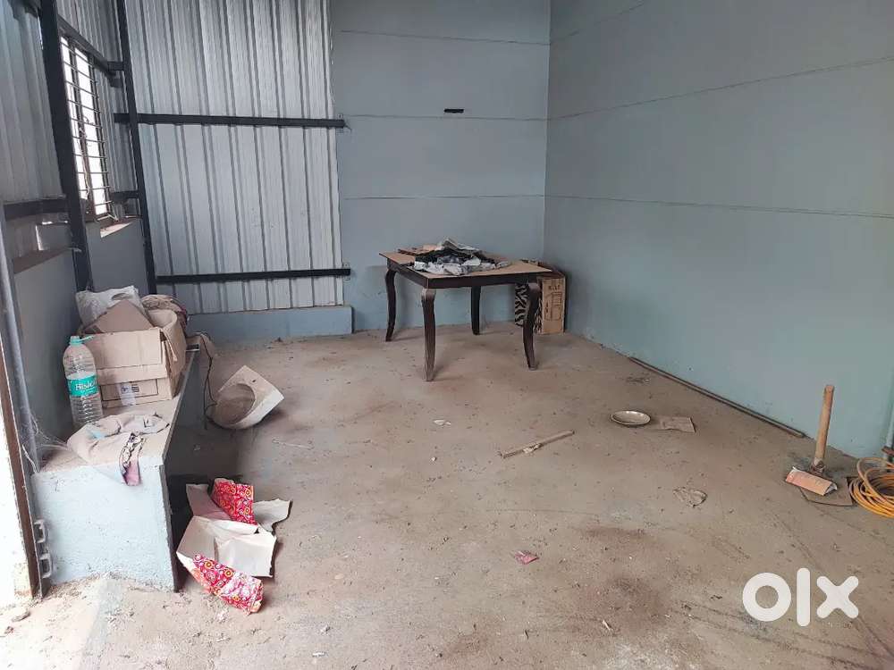 Commercial shop for rent