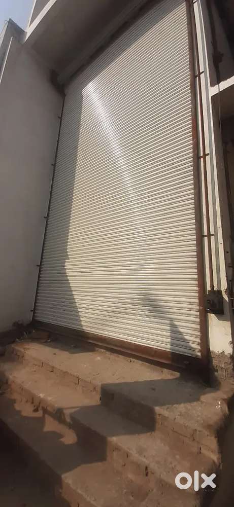 1000 SqFt Showroom for Rent on Sadar Bazar Road,Near Sakti Bazar Chowk
