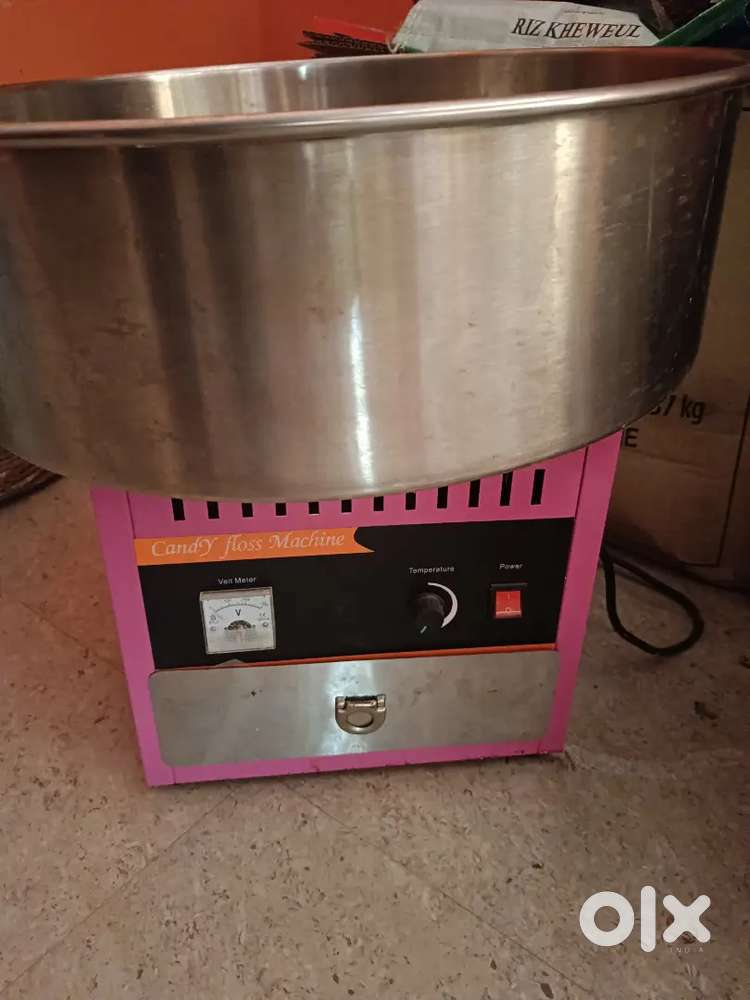 Cotton candy machine