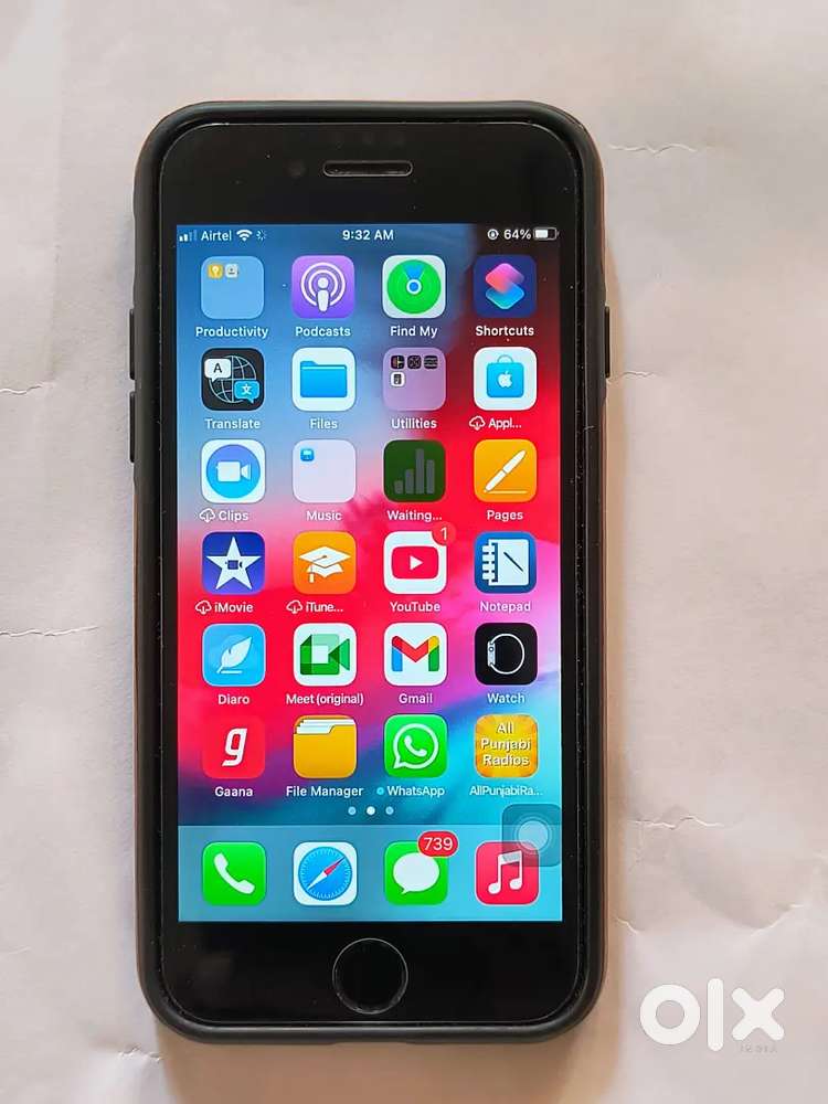 iPhone 7 (All accessories including) price is negotiable