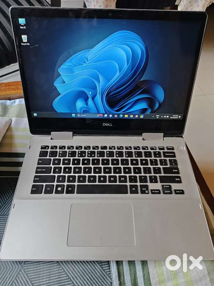 Dell Touch Screen Laptop Excellent Condition !!