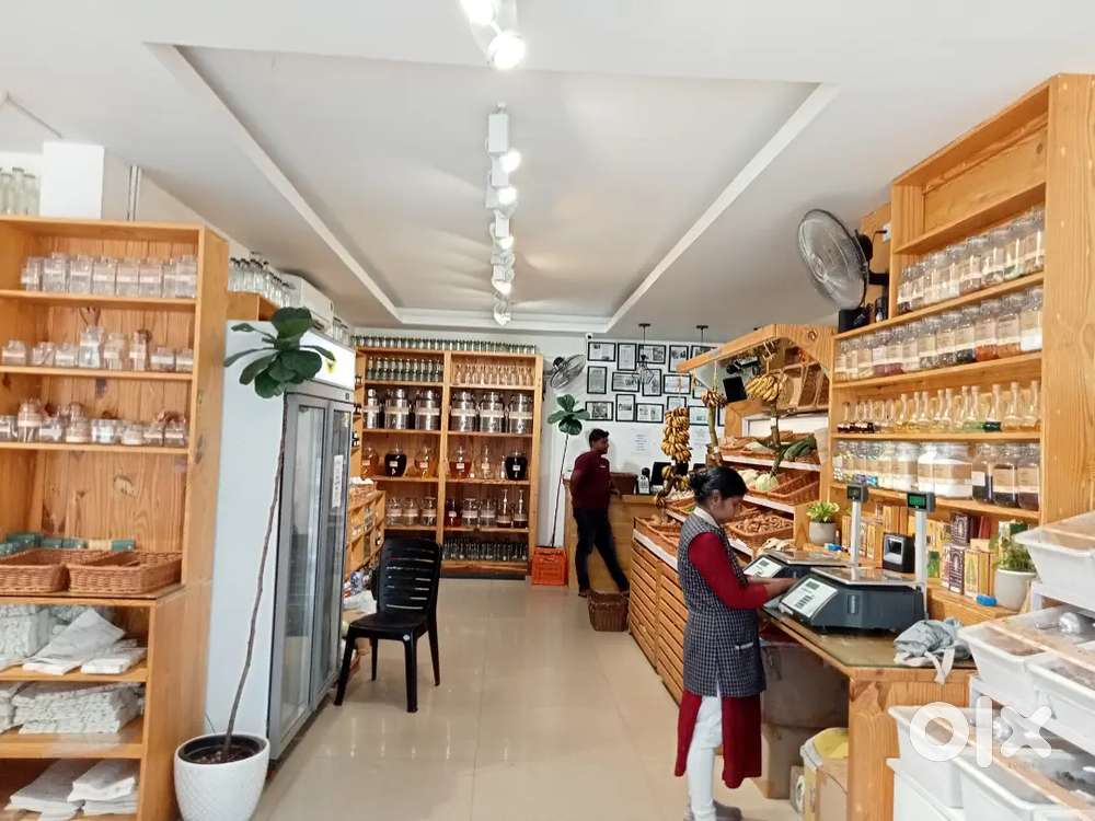 Full time job vacancy at supermarket