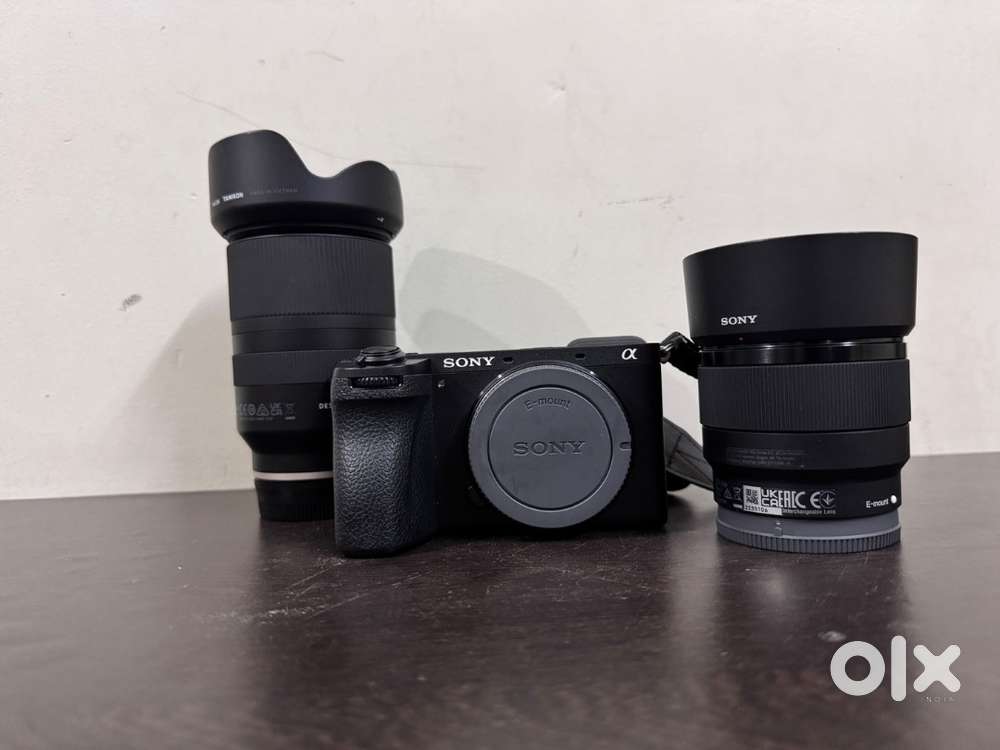 Sony A6700 Mirrorless + Tamron 17-70mm + Sony 50mm f1.8  Like New