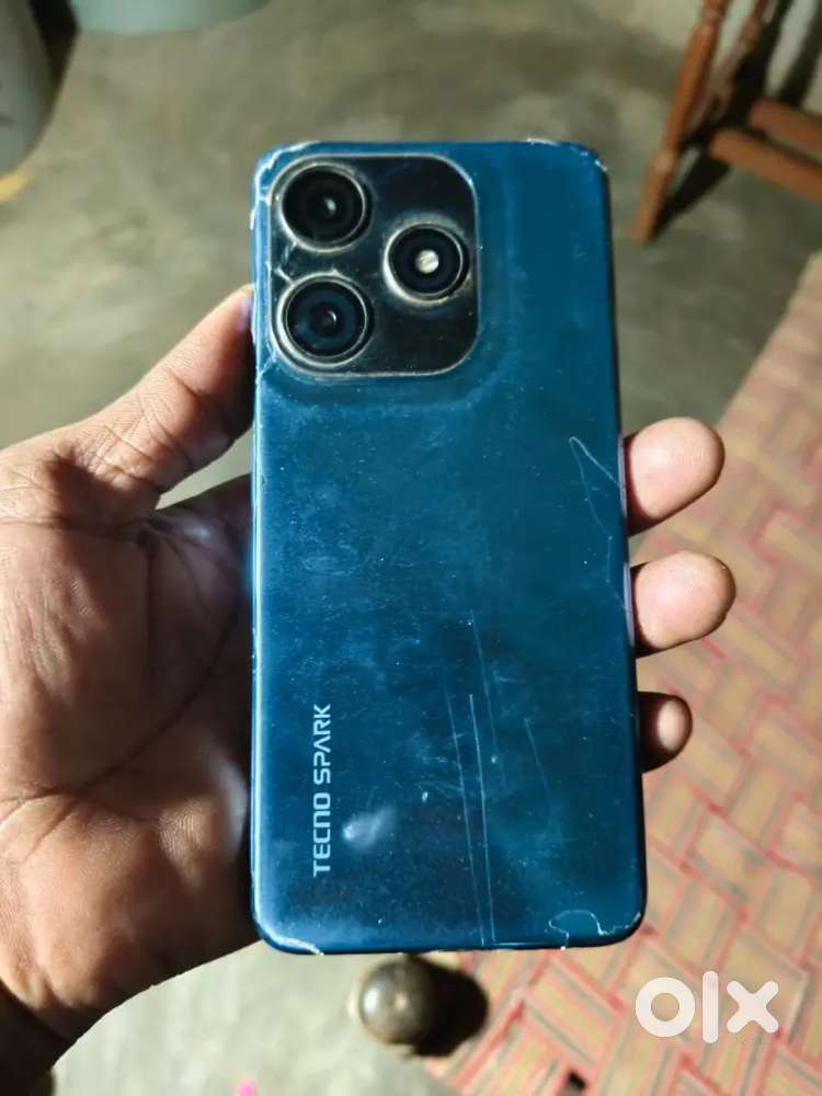 8RAM/128ROM,5-6 Month old good condition..