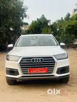 Audi Q7 45 TDI Premium with Sunroof, 2017, Diesel