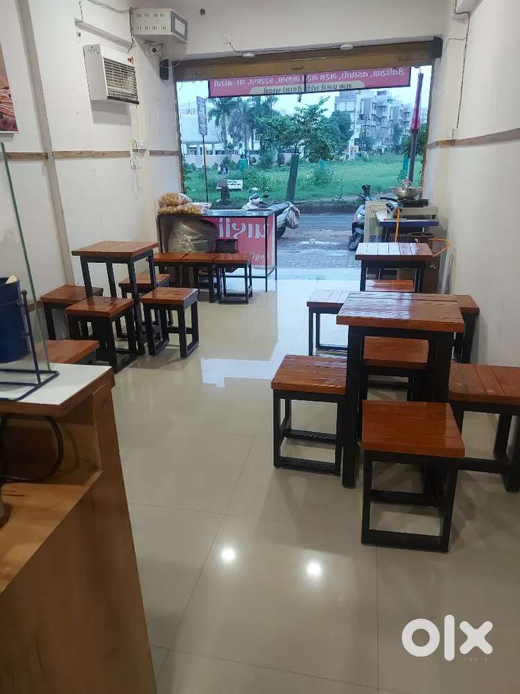 Cafe Furniture, Equipments & Machinery on Sale at Gotri