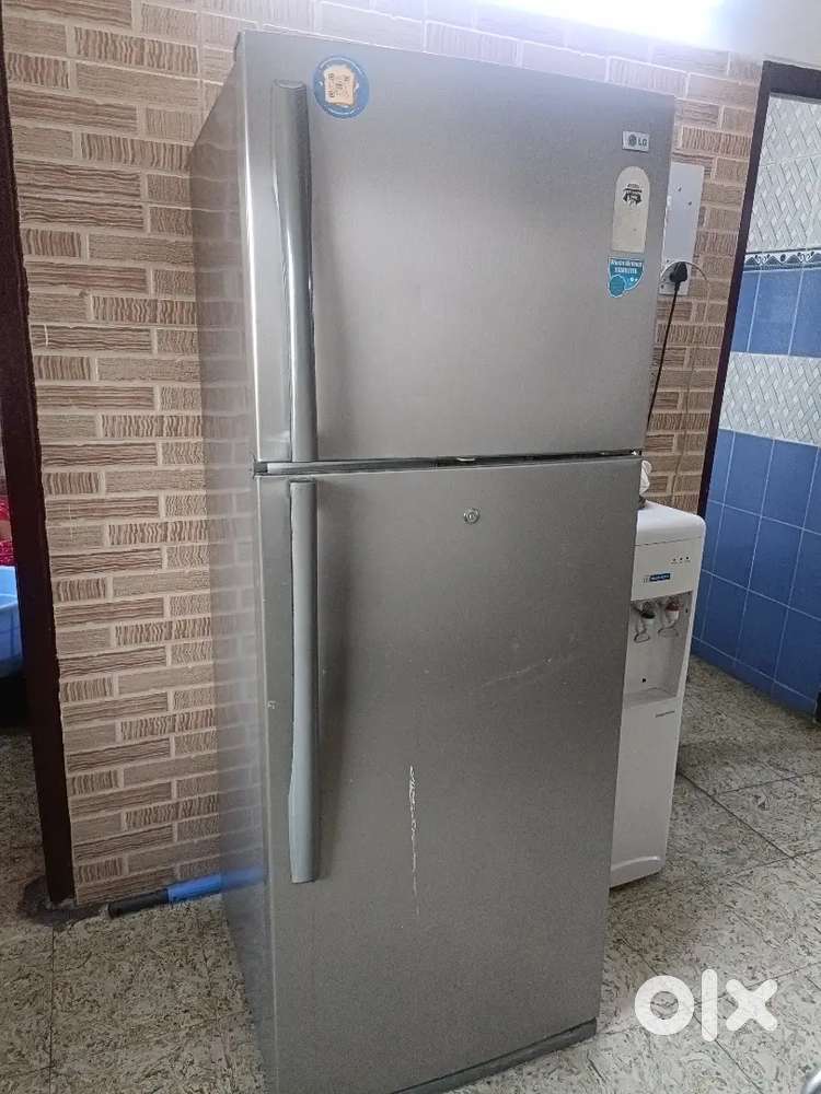 Lg fridge  230 litter