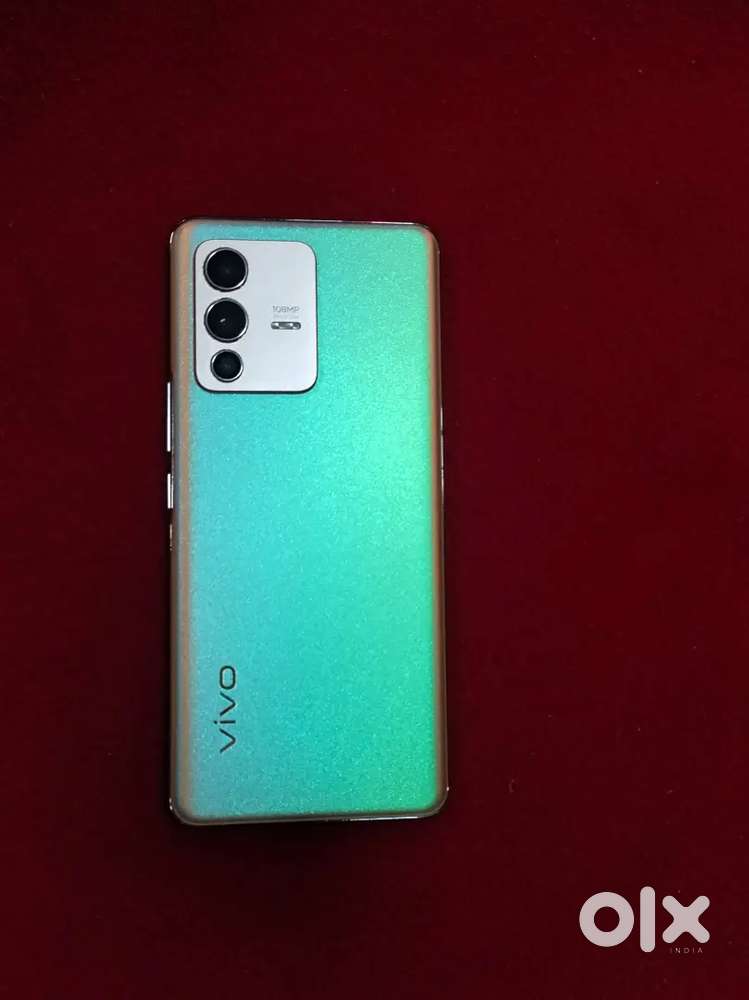 Vivo V23 Pro 5G(Sunshine Gold 128GB) (8GB RAM)