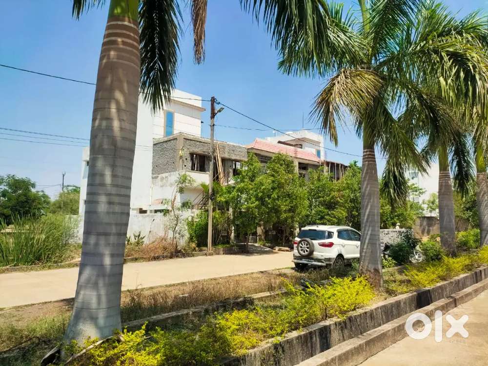 PLOT SALE  GATED SOCIETY