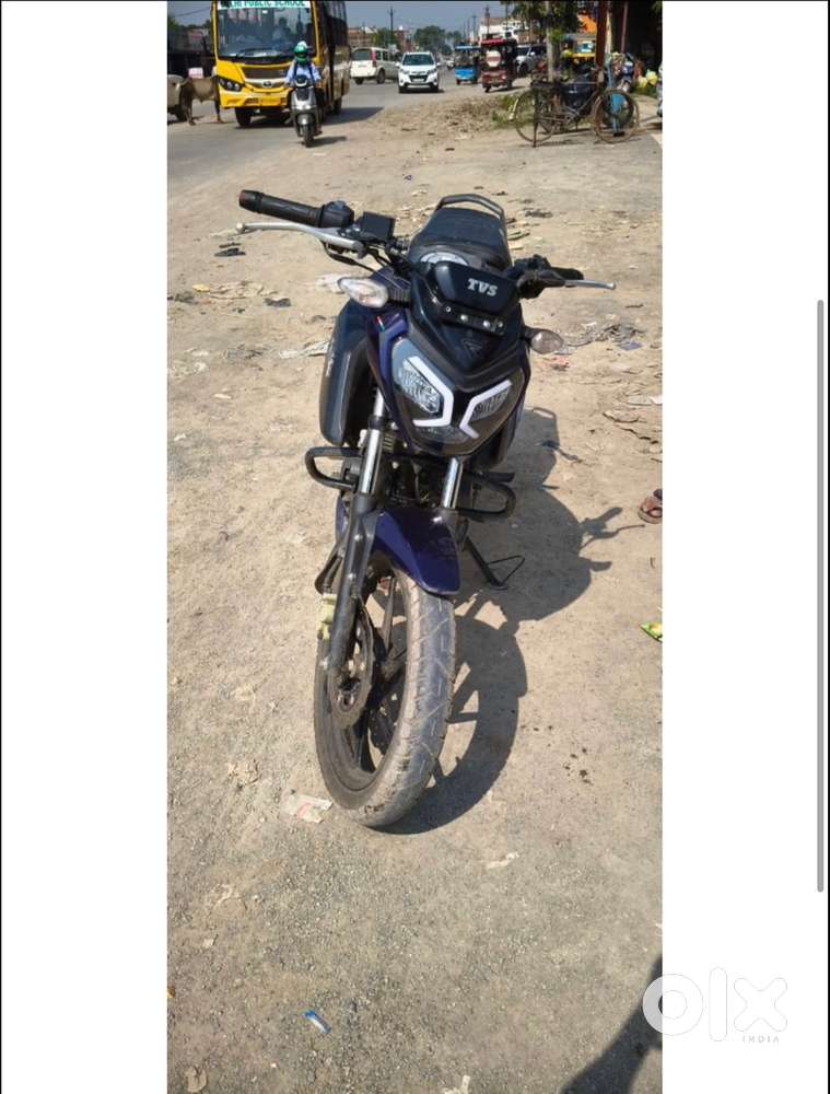 Vehicle age 4 months 2025 model no s scratch no damage