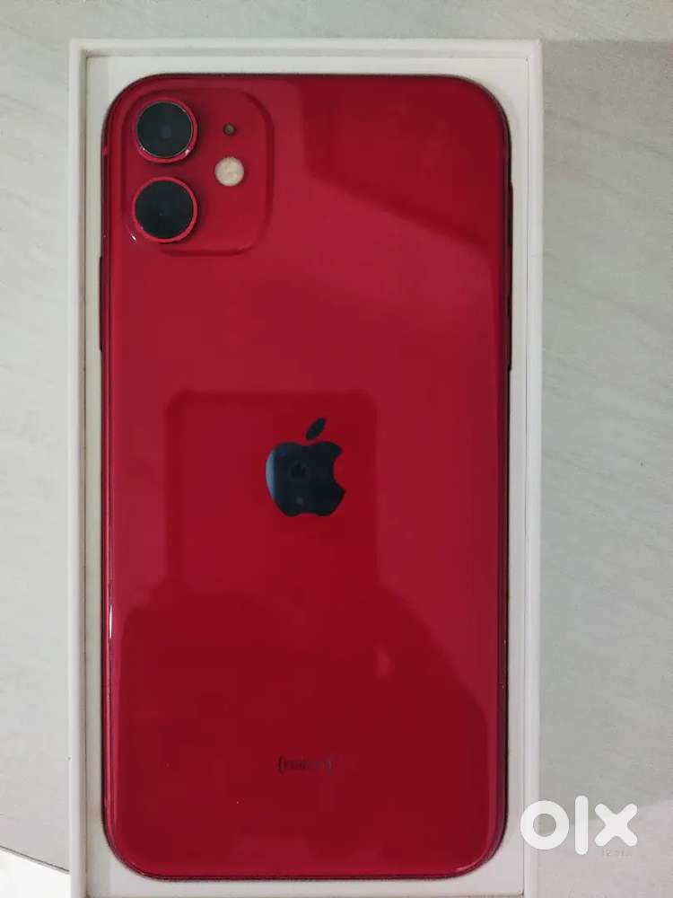 Iphone 11 in very good without any scratches